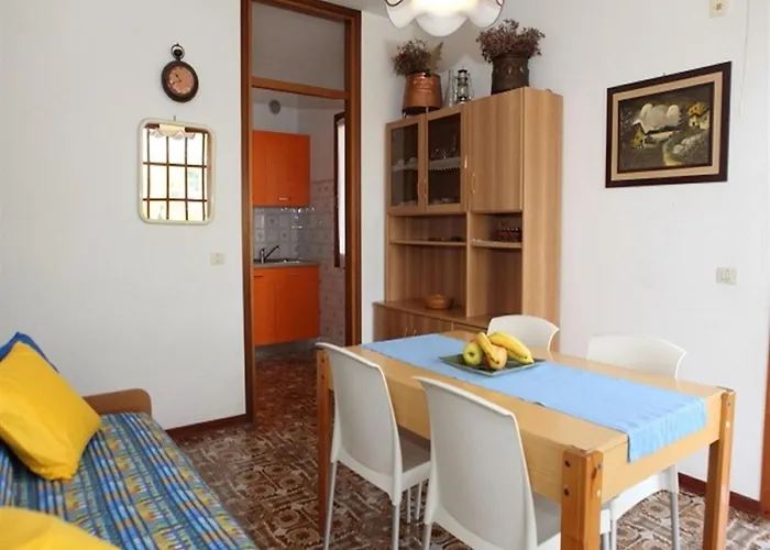 Apartament In A Shared With Garden *